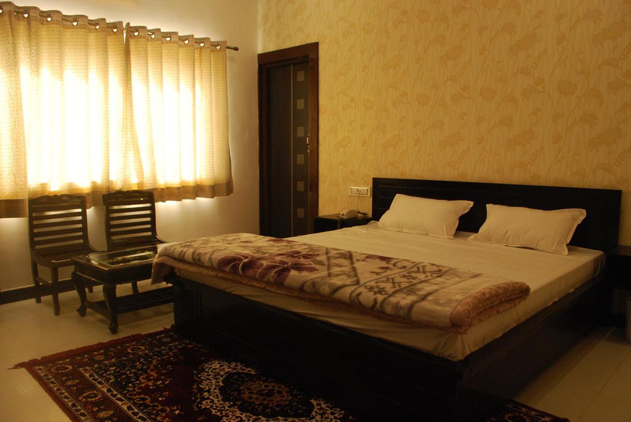 Royal Rawat Palace Pushkar Ngoại thất bức ảnh