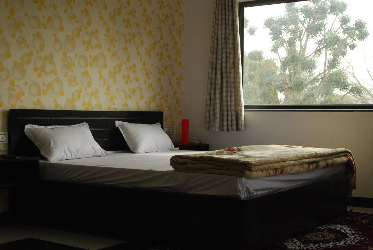Royal Rawat Palace Pushkar Ngoại thất bức ảnh